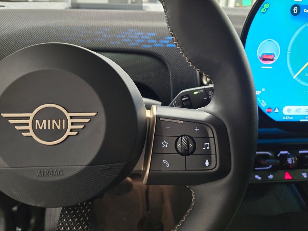 Used 2025 MINI Cooper Countryman S AWD/4WD image 18