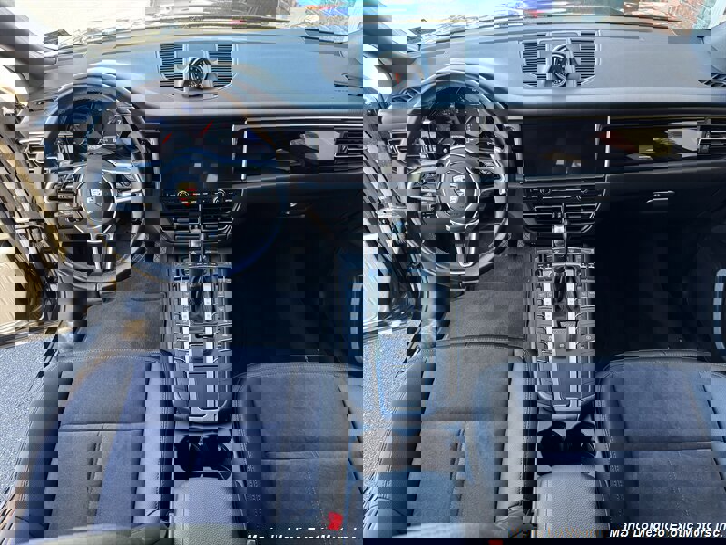 Used 2021 Porsche Macan image 31