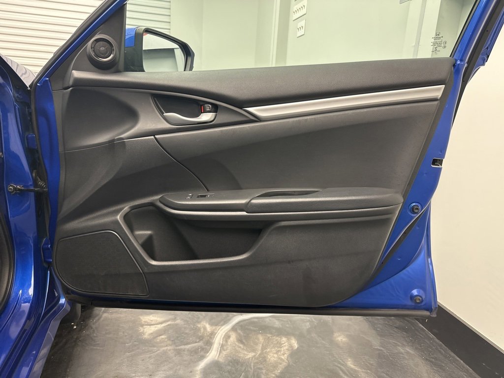 Used 2019 Honda Civic Sport image 9