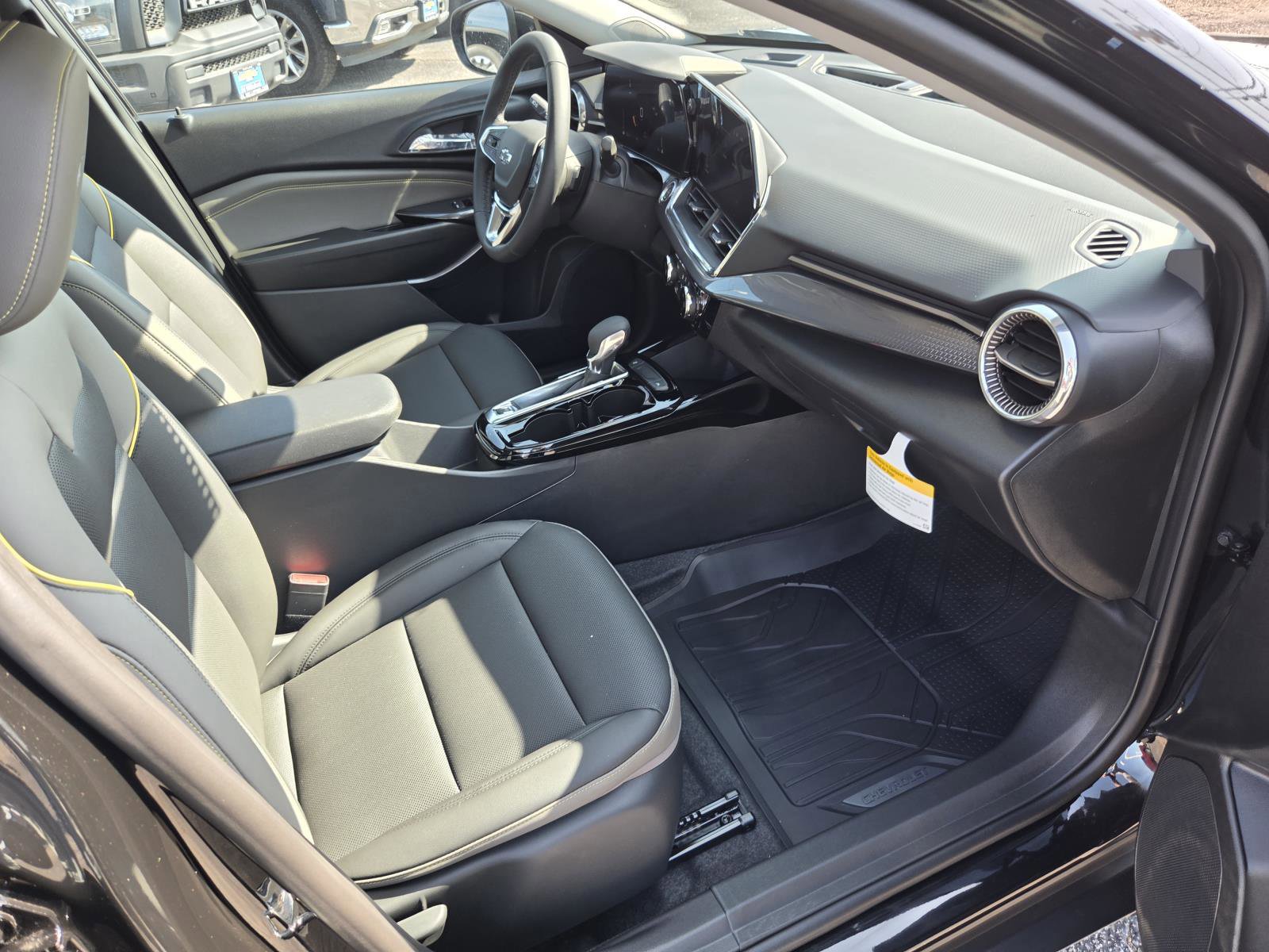 New 2026 Chevrolet Trax ACTIV w/ Driver Confidence Package FWD image 9
