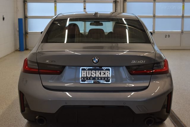 New 2026 BMW 330i xDrive Sedan w/ M Sport Package AWD/4WD image 11