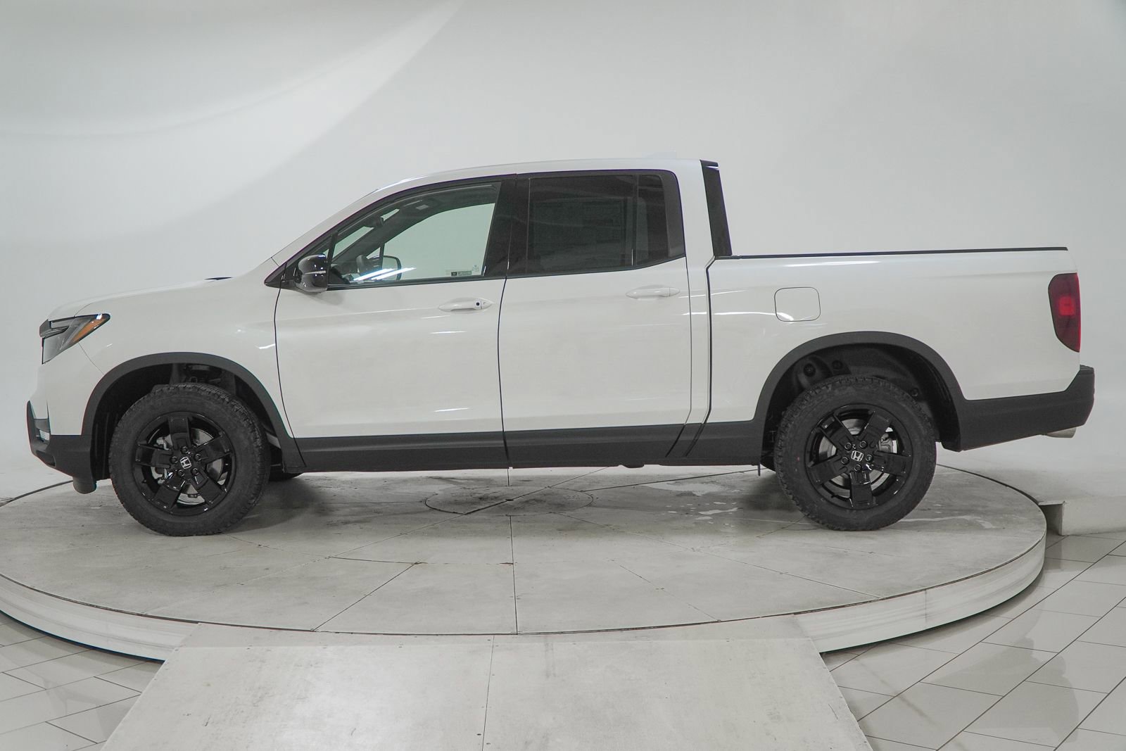 New 2026 Honda Ridgeline Black Edition image 5