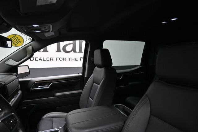 Used 2024 Chevrolet Silverado 1500 RST w/ Convenience Package II AWD/4WD image 18