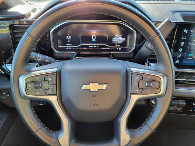 Used 2025 Chevrolet Silverado 1500 LT AWD/4WD image 12