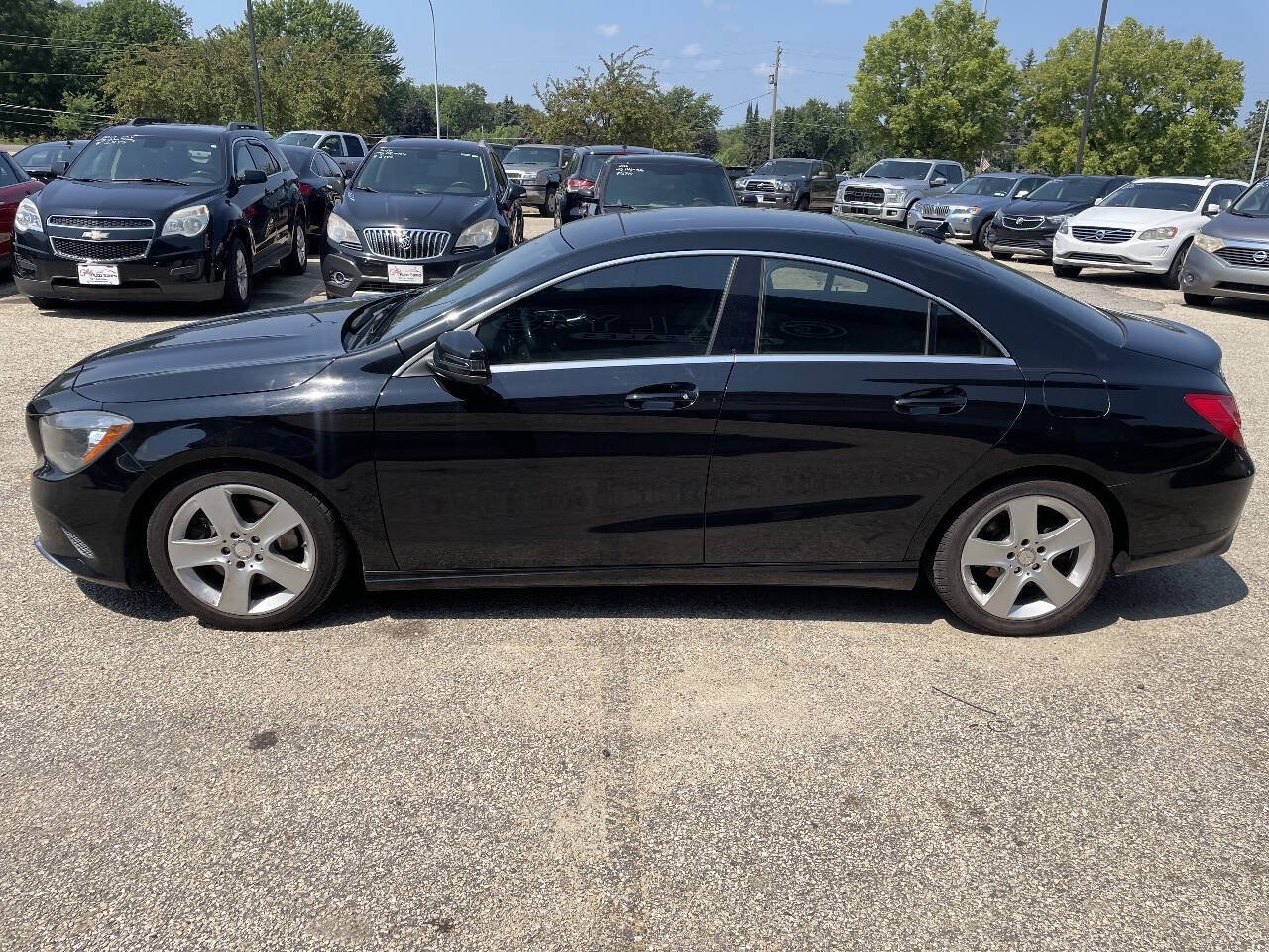 Used 2017 Mercedes-Benz CLA 250 4MATIC image 6