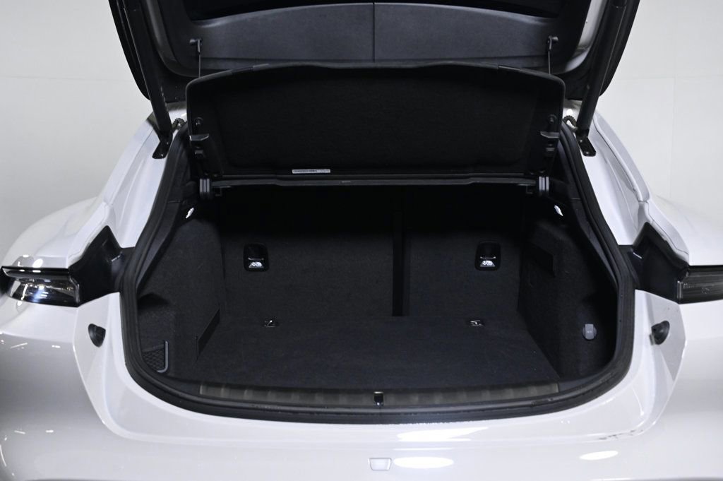 Used 2024 Porsche Taycan GTS image 29
