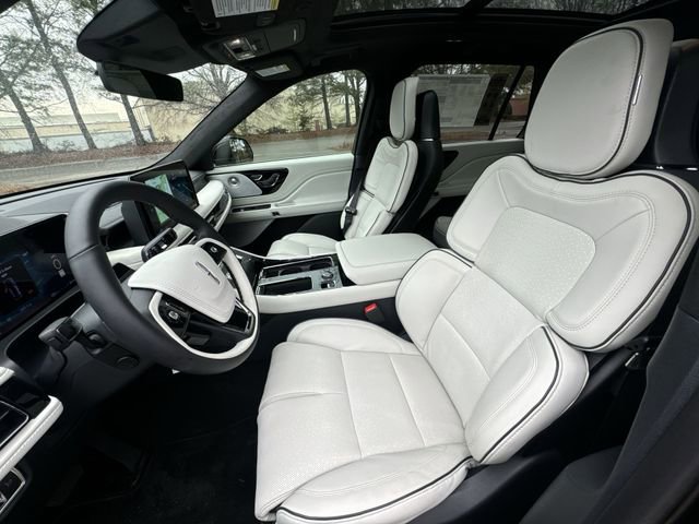 New 2026 Lincoln Aviator Black Label w/ Dynamic Handling Package AWD/4WD image 11