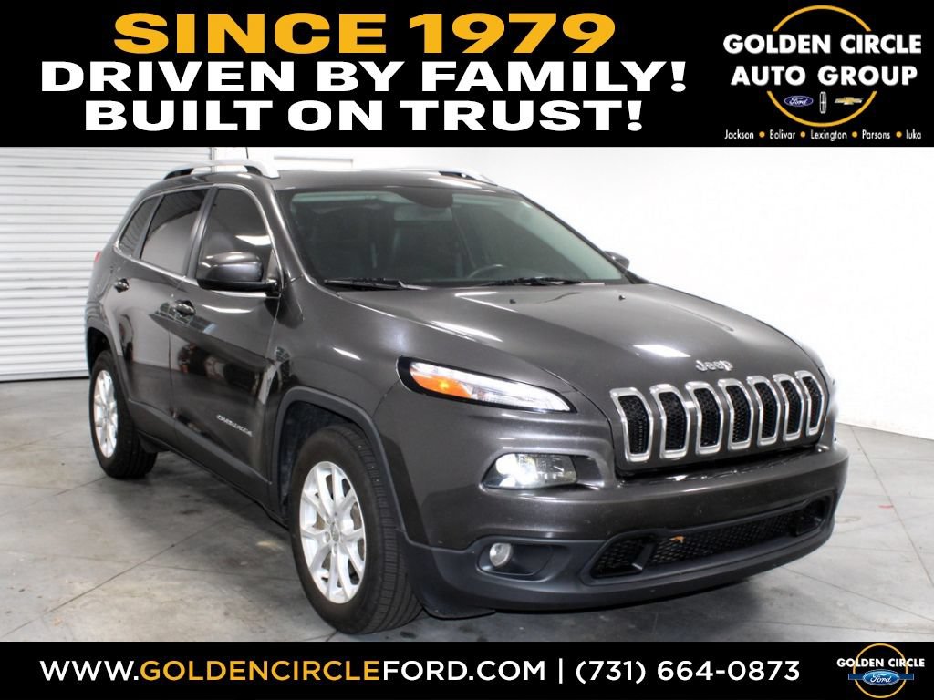 Used 2018 Jeep Cherokee Latitude Plus FWD image 1