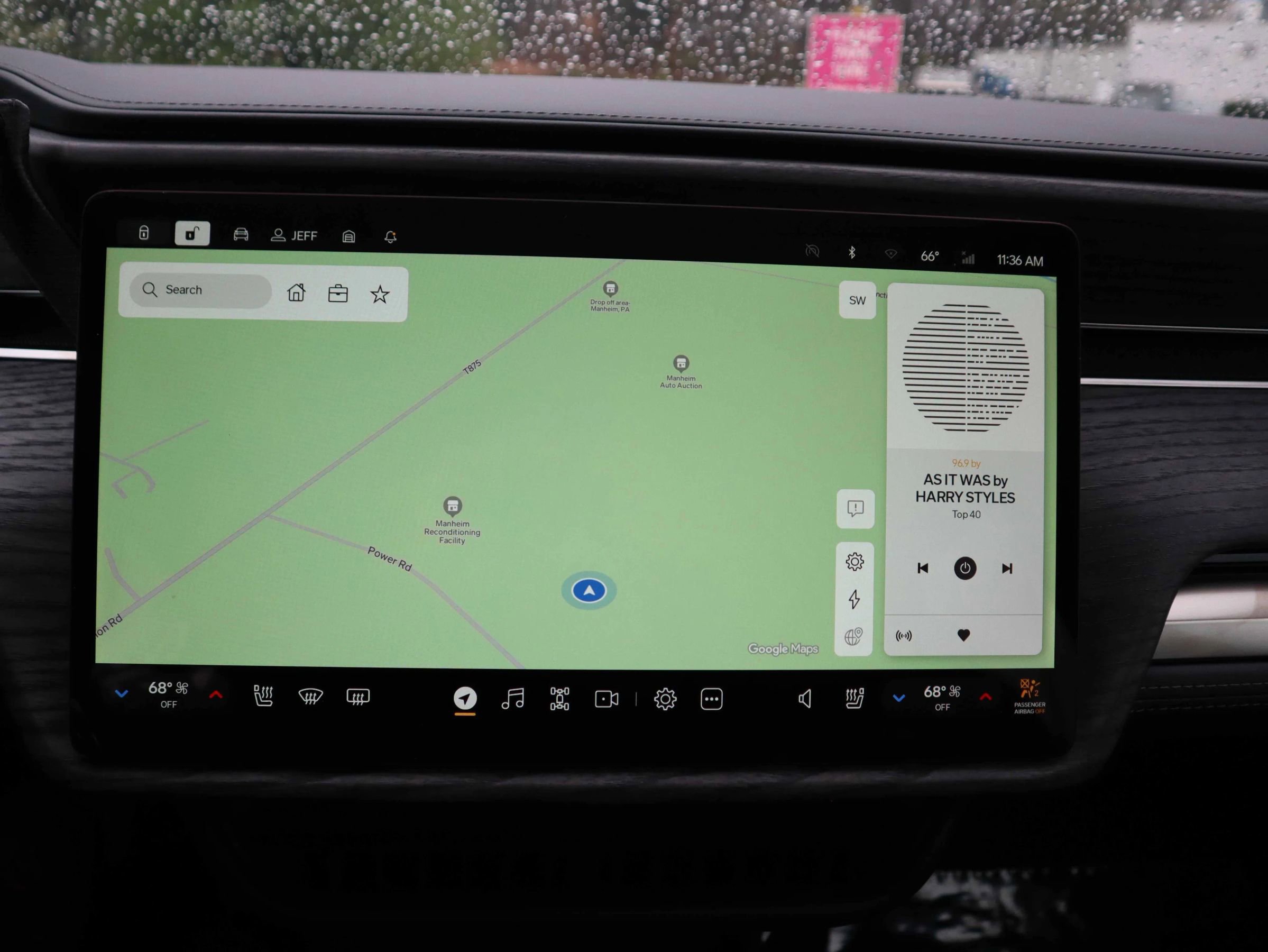 Used 2026 Rivian R1S Adventure image 22