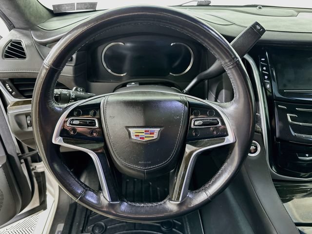 Used 2018 Cadillac Escalade Platinum AWD/4WD image 14