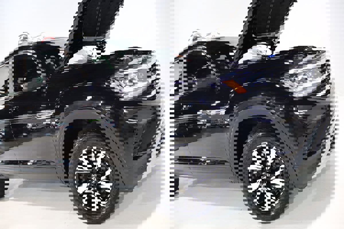 Used 2020 Volkswagen Atlas Cross Sport SEL image 64