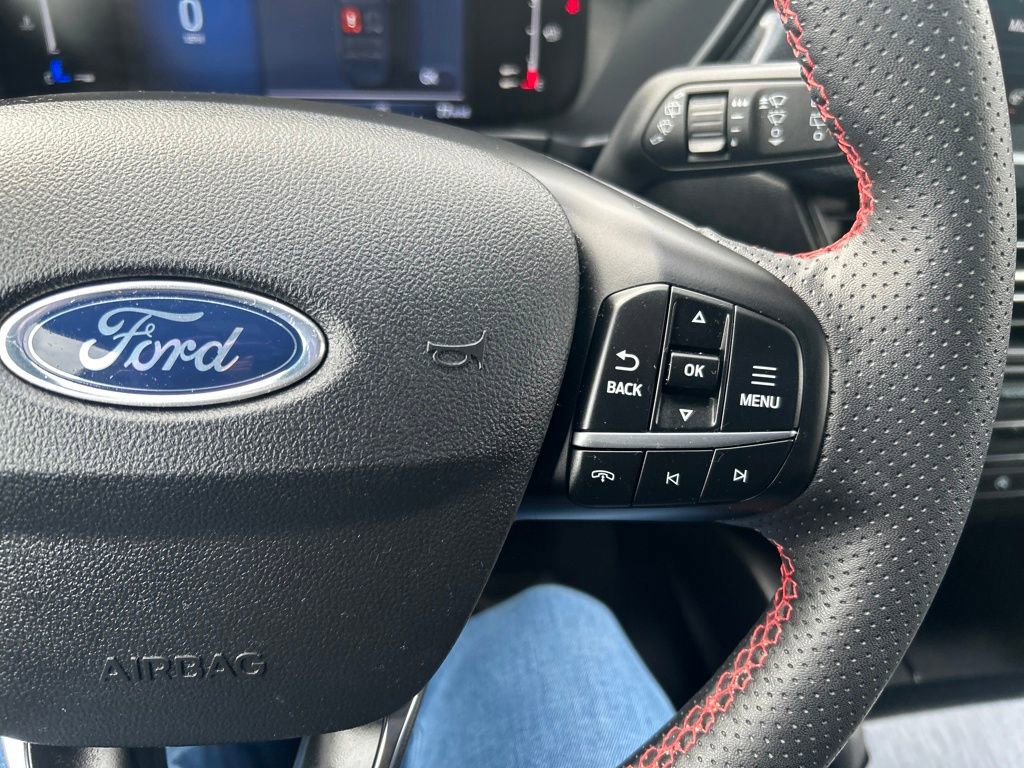 Used 2023 Ford Escape ST-Line w/ Tech Pack #1 AWD/4WD image 23