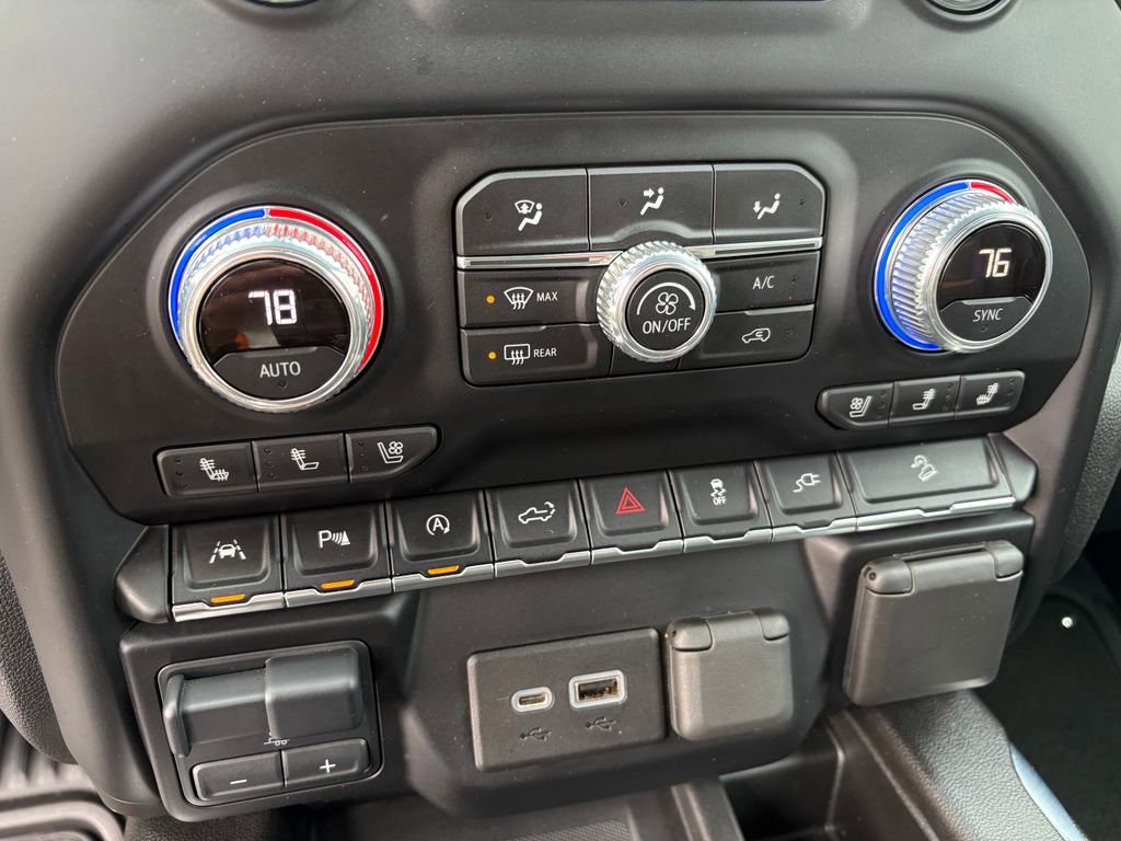 Certified 2021 GMC Sierra 1500 AT4 w/ AT4 Premium Package image 30