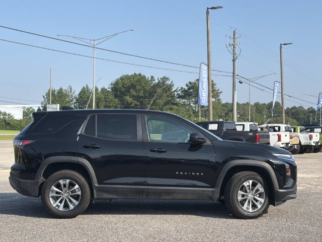 Used 2025 Chevrolet Equinox LT AWD/4WD image 5