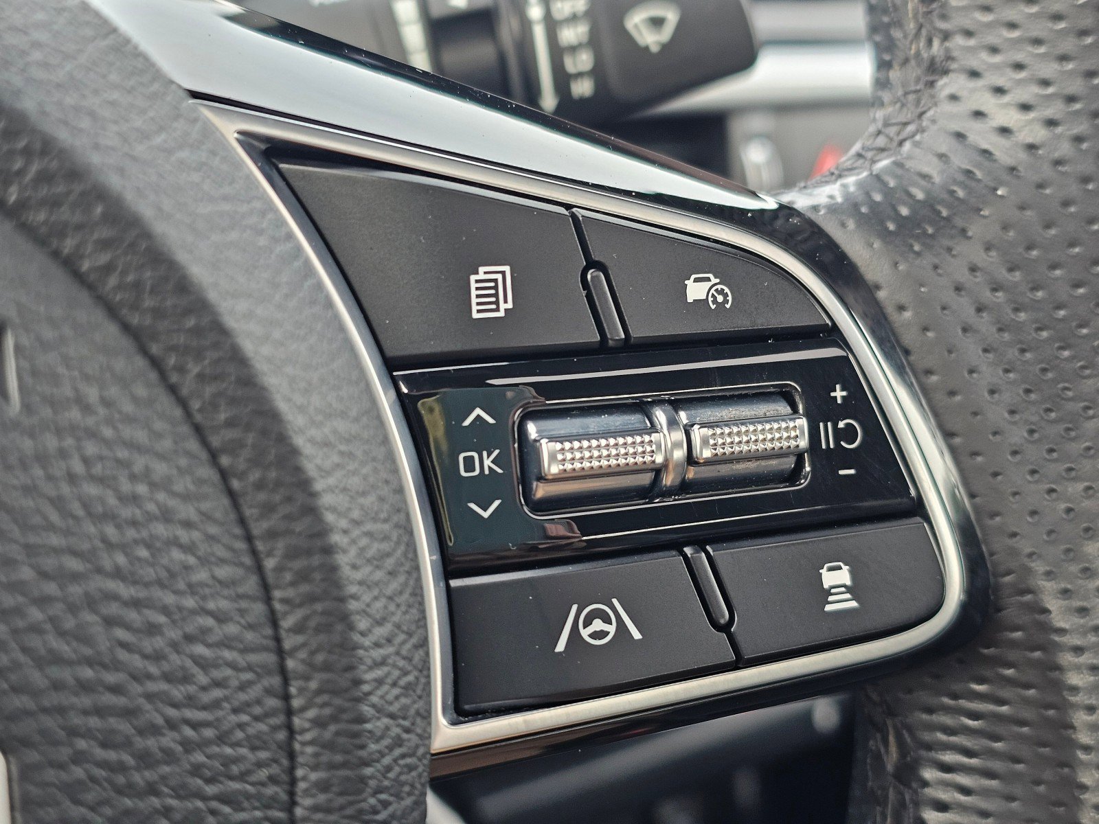 Used 2022 Kia Forte GT-Line w/ GT-Line Premium Package image 27