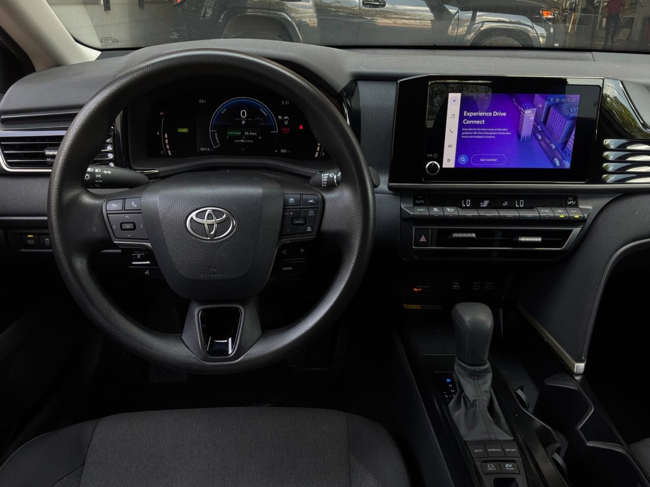 Used 2025 Toyota Camry LE FWD image 13