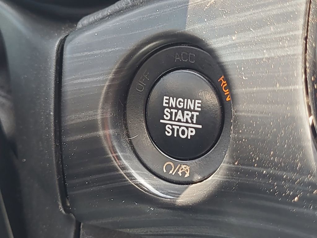 Used 2021 Jeep Grand Cherokee Laredo X RWD image 17
