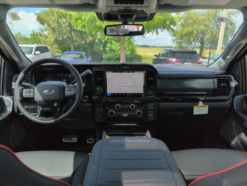 New 2026 Ford F250 Lariat w/ Black Appearance Package AWD/4WD image 9