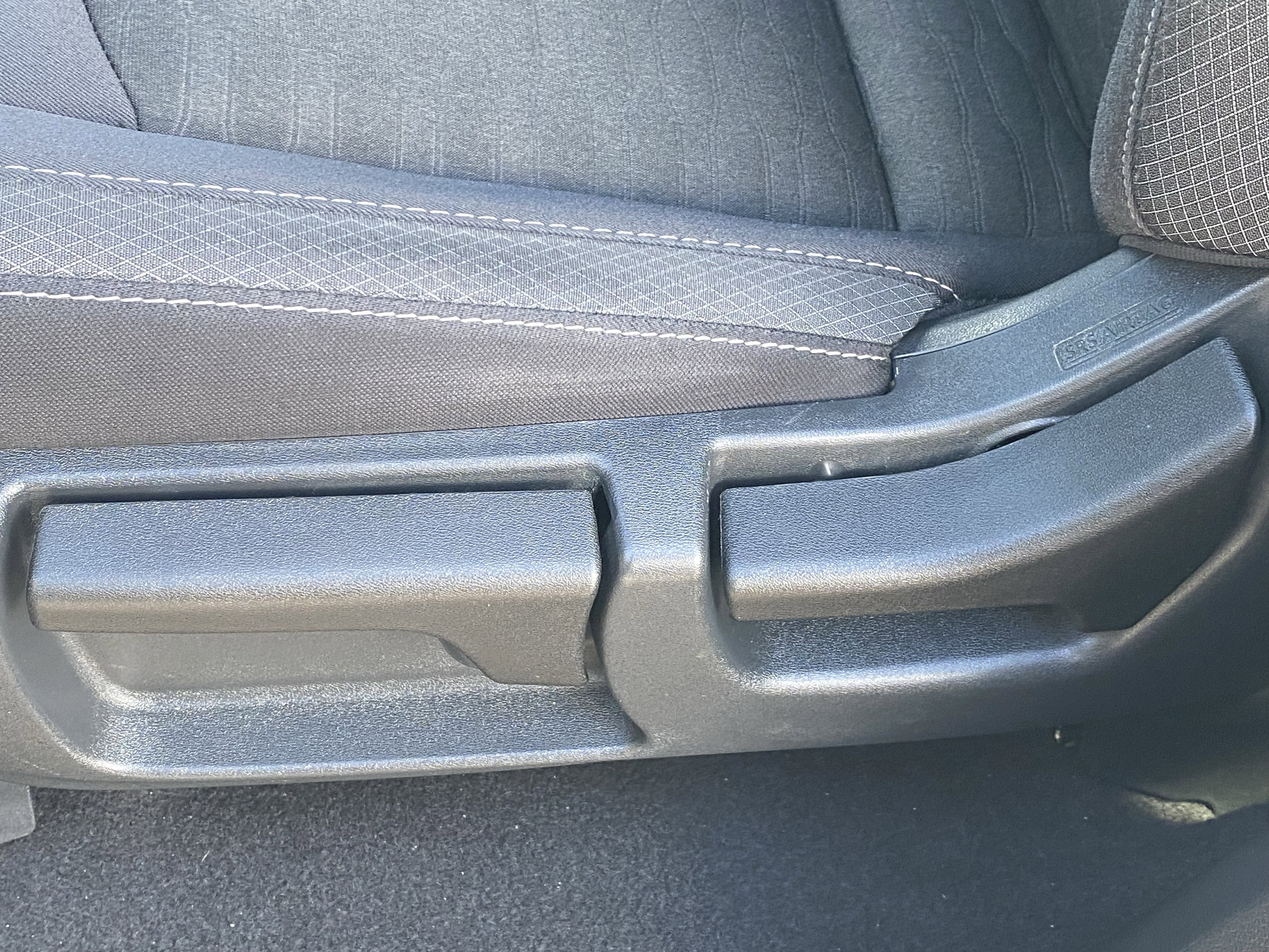 Used 2023 Nissan Pathfinder S image 19