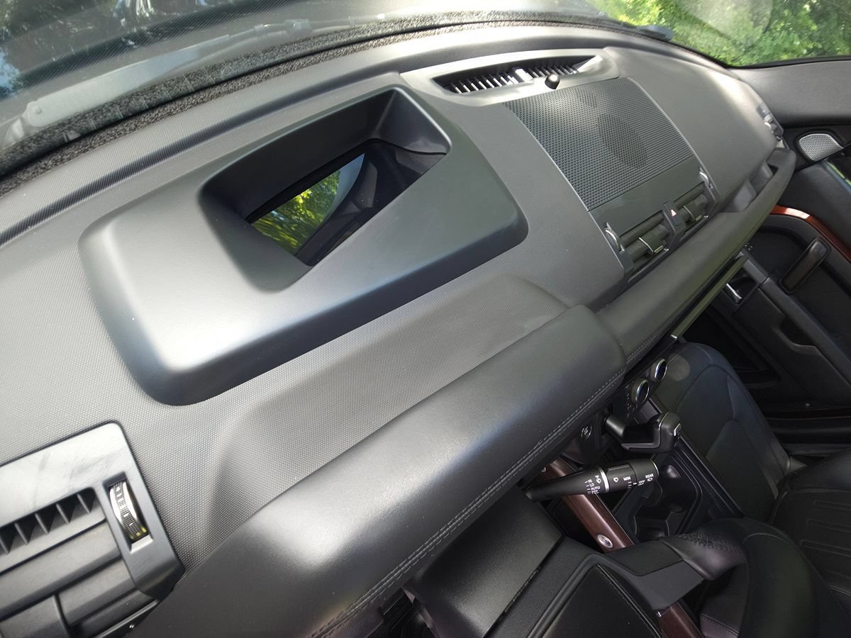 Used 2023 Land Rover Defender 130 X AWD/4WD image 11