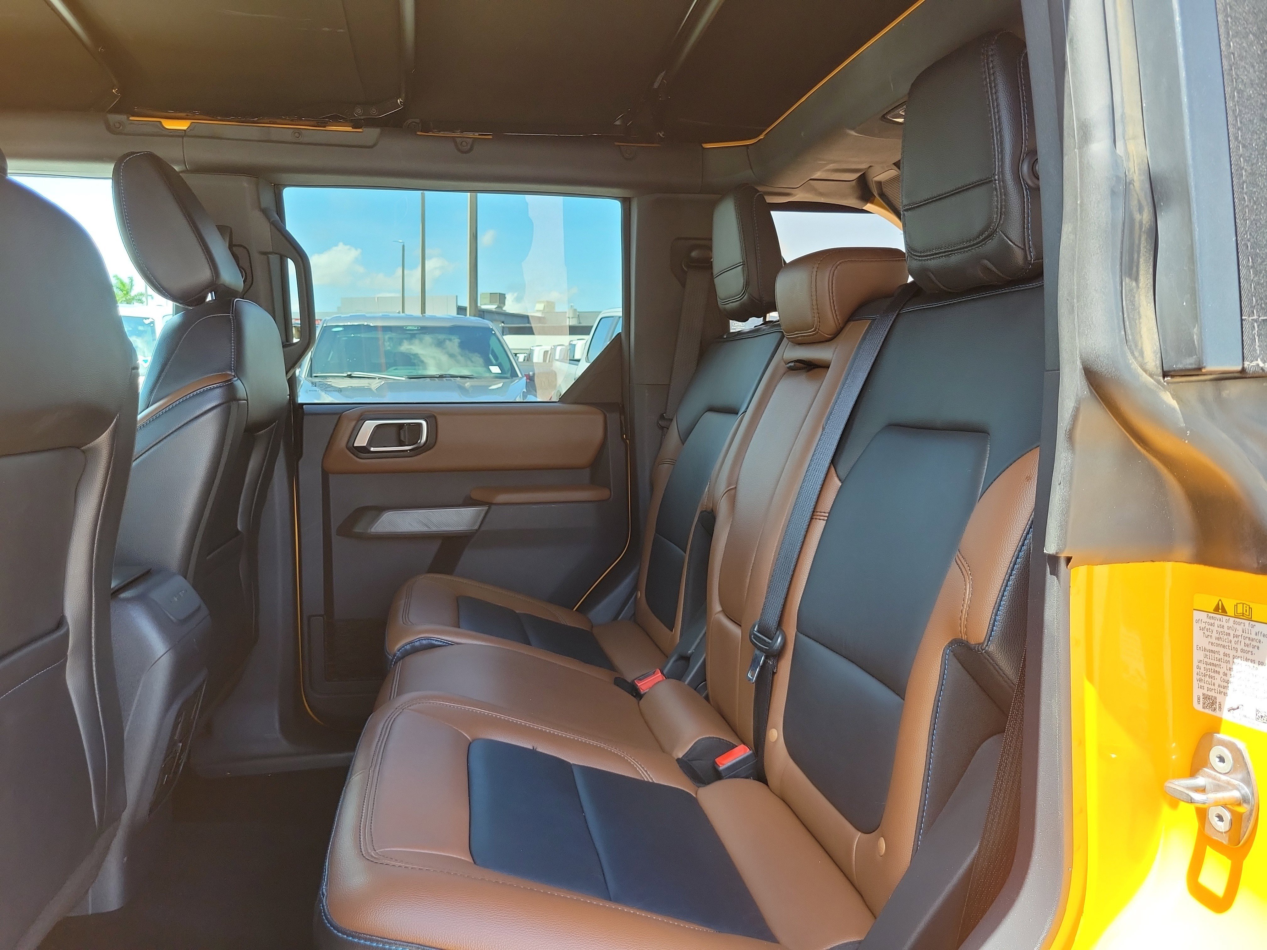 Used 2022 Ford Bronco Outer Banks AWD/4WD image 13