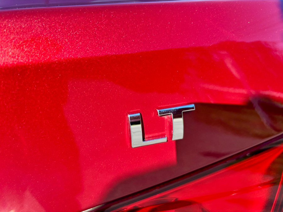 Used 2014 Chevrolet Cruze LT w/ Technology Package FWD image 31