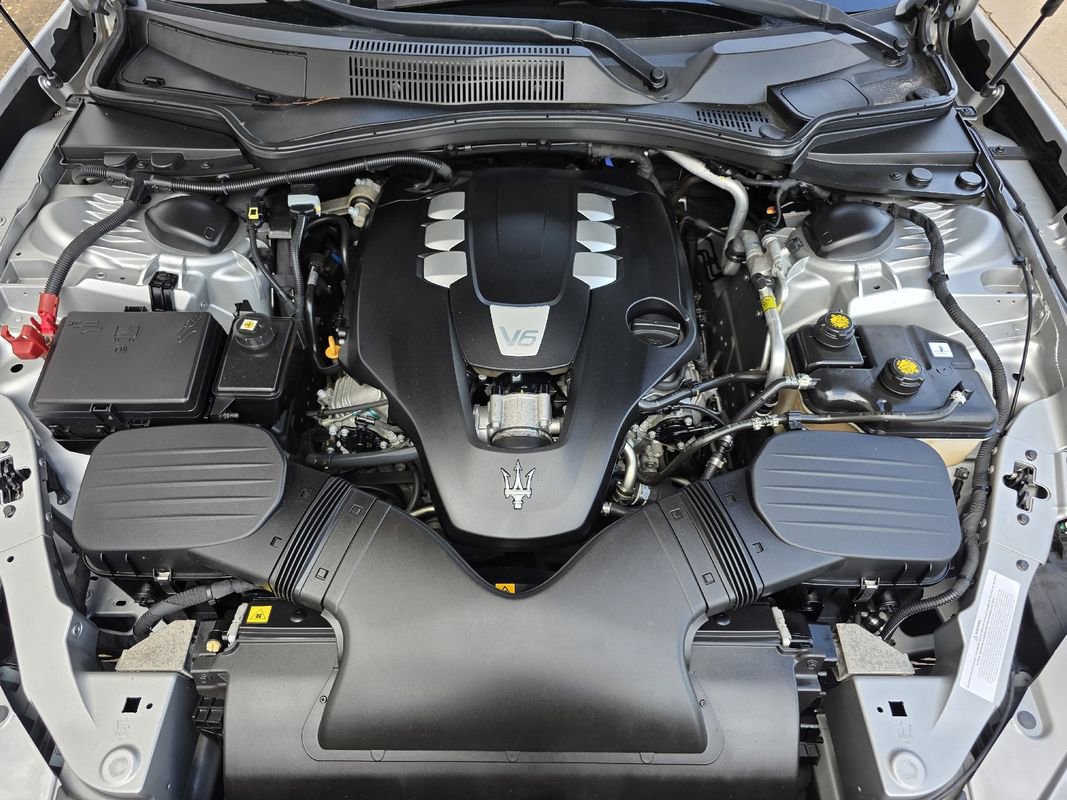 Used 2017 Maserati Ghibli RWD image 34