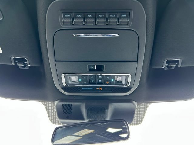 Used 2025 Ford F350 Platinum AWD/4WD image 17