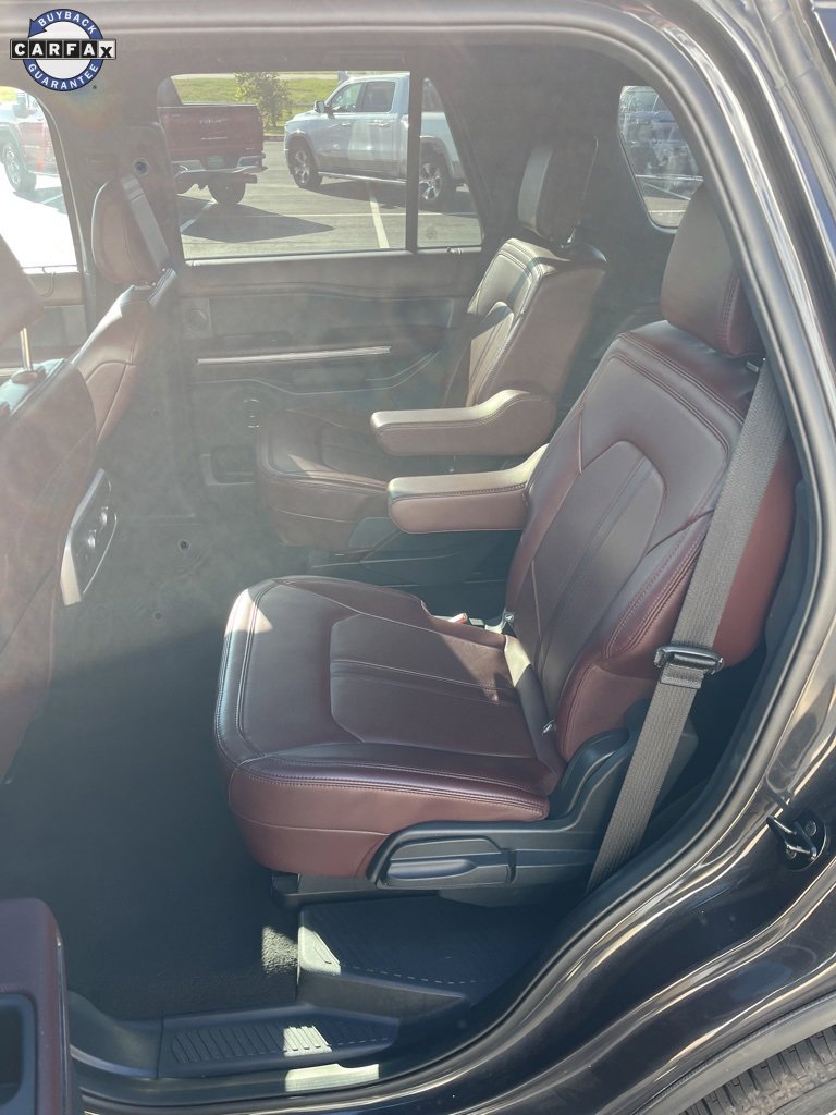 Used 2024 Ford Expedition Limited image 14