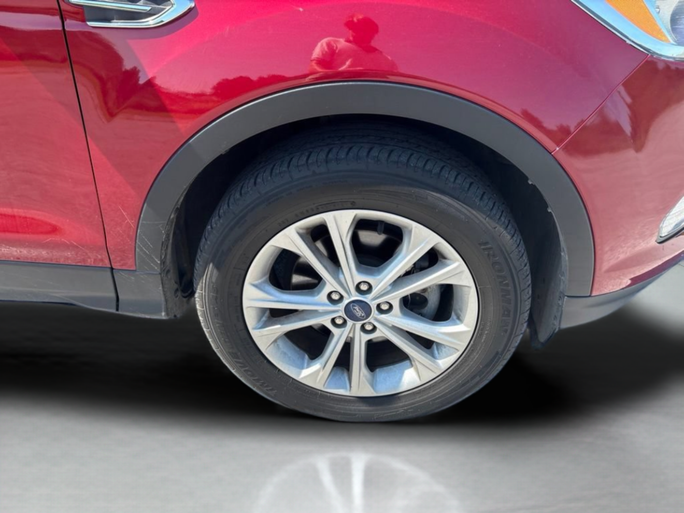 Used 2019 Ford Escape SE FWD image 38