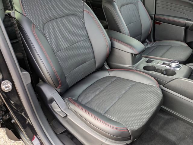 New 2026 Ford Escape ST-Line w/ Tech Pack #1 image 42