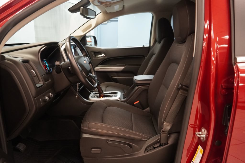 Certified 2018 Chevrolet Colorado LT w/ LT Convenience Package AWD/4WD image 5