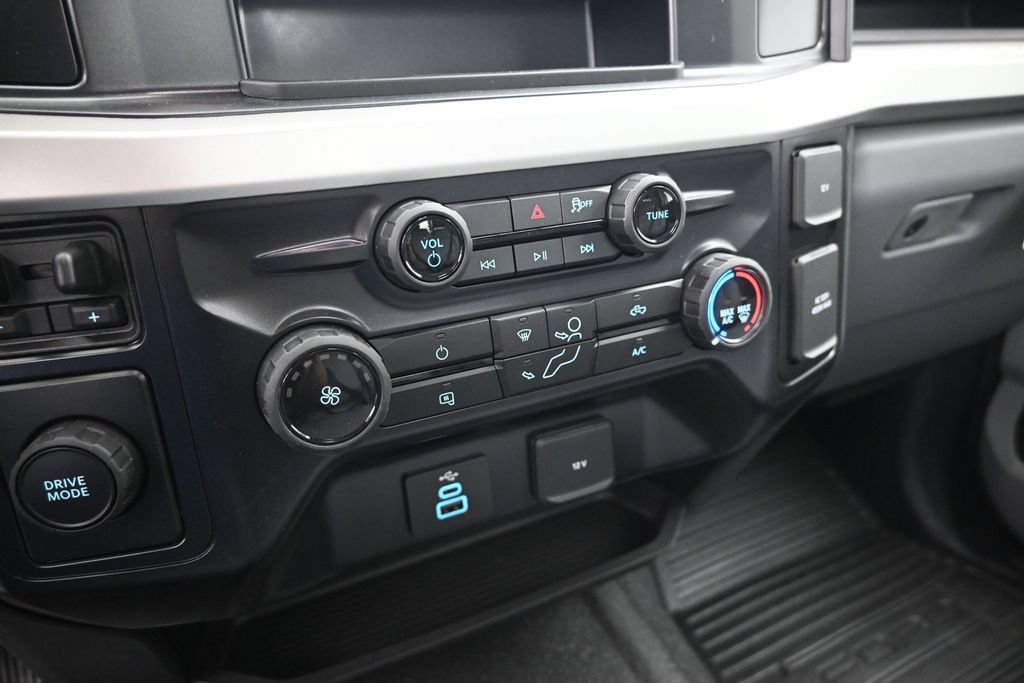 New 2026 Ford F350 XL w/ XL Chrome Package RWD image 13