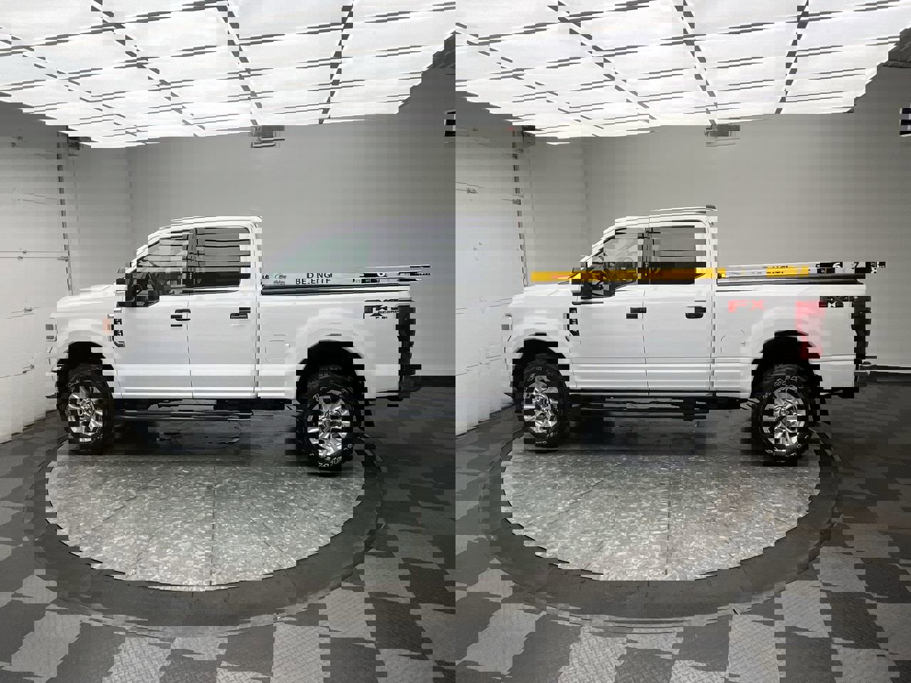 Certified 2020 Ford F250 XLT w/ XLT Value Package image 6
