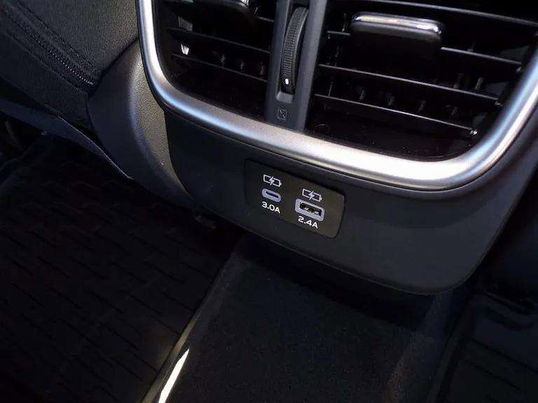 Used 2025 Subaru Outback Premium image 25