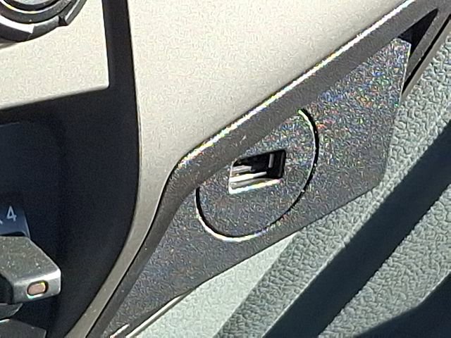 Used 2023 Ford F650 2WD Regular Cab Super Duty image 23