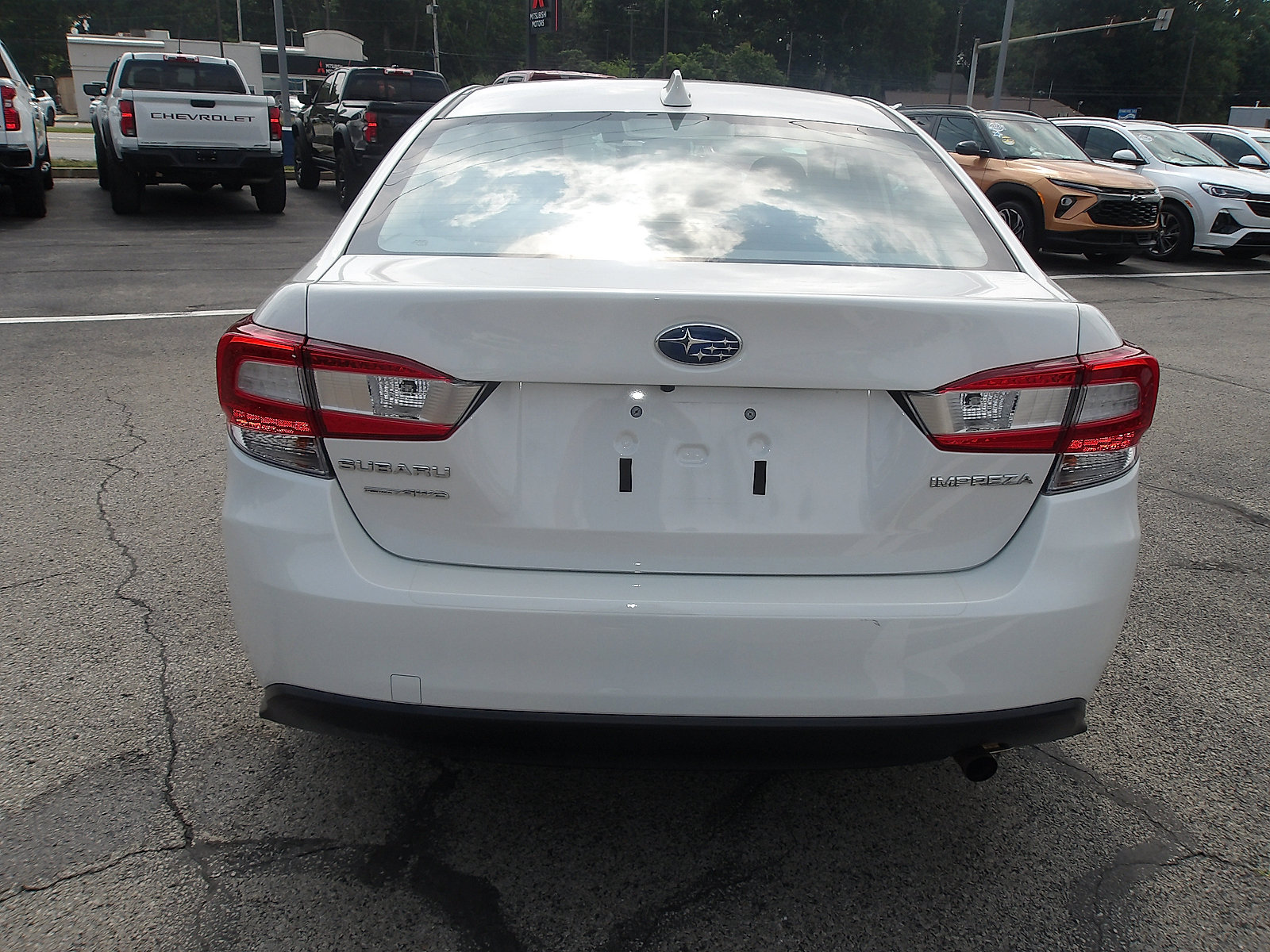 Used 2020 Subaru Impreza 2.0i Premium w/ Popular Package #1 AWD/4WD image 6