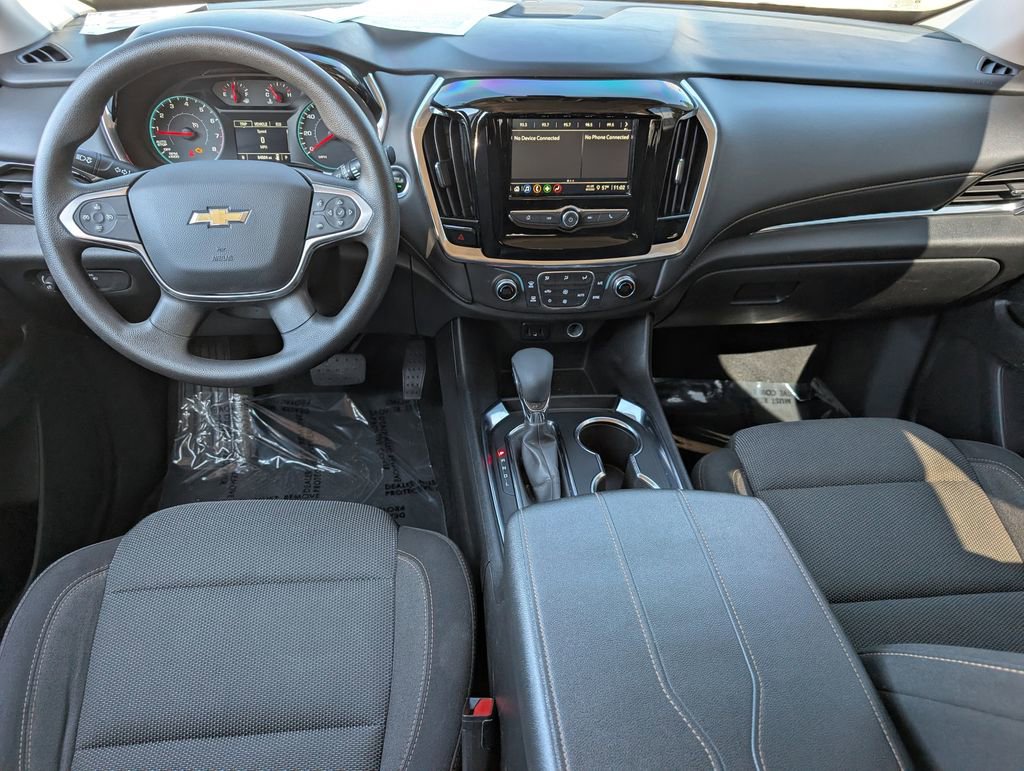 Used 2021 Chevrolet Traverse LS image 23