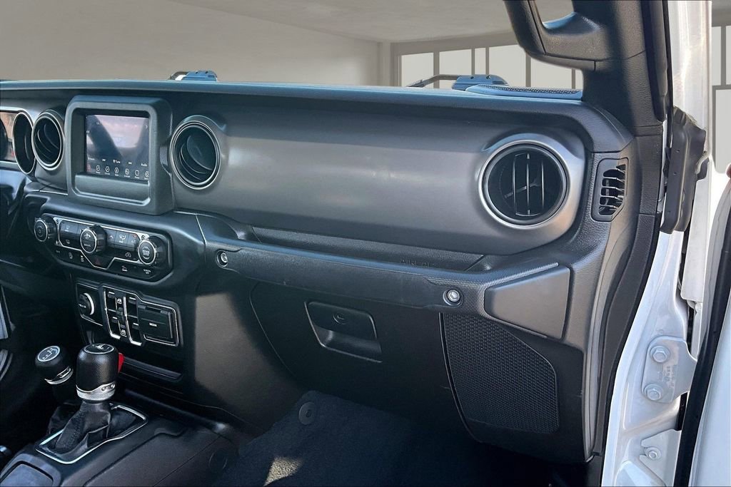 Used 2023 Jeep Gladiator Sport AWD/4WD image 25