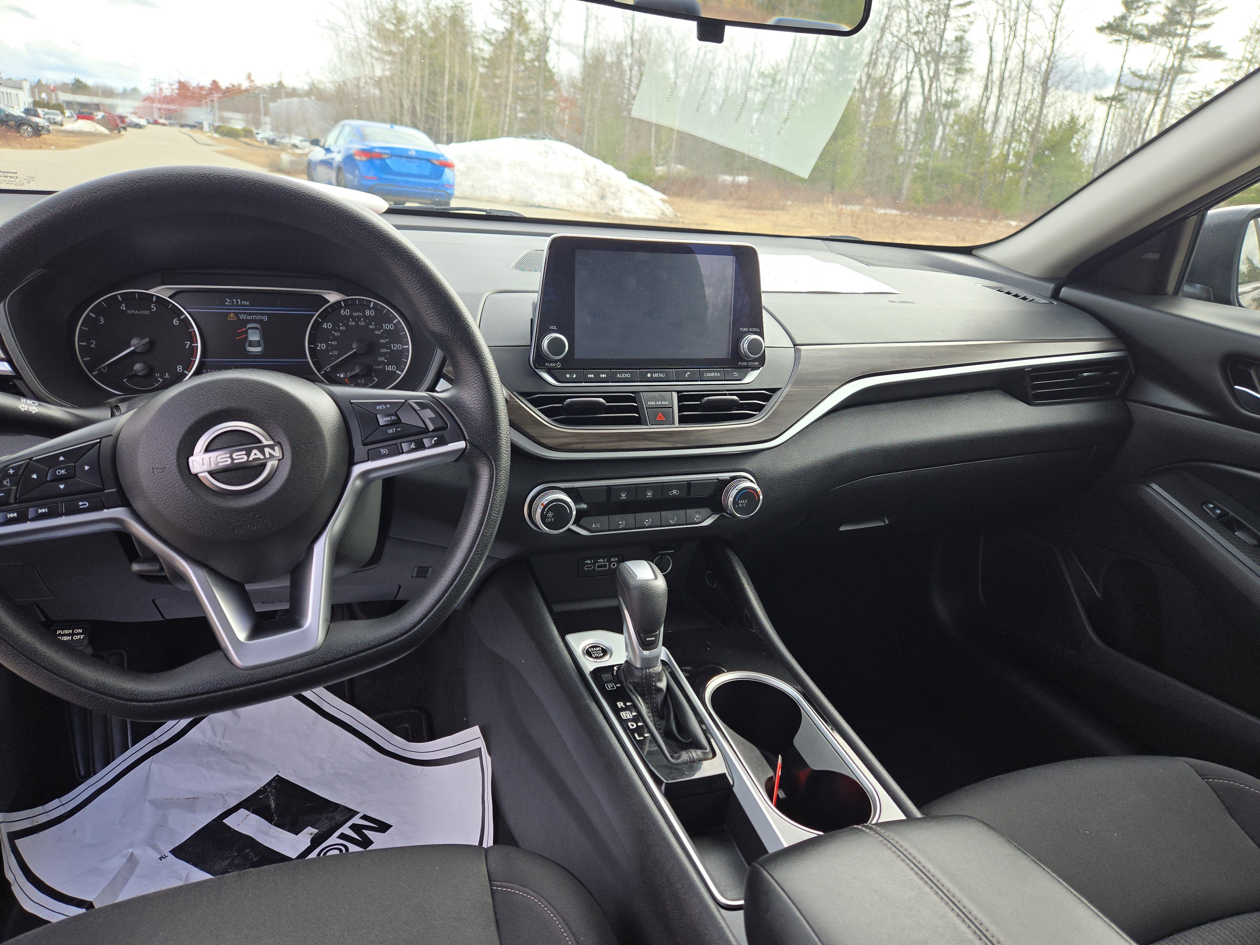 Used 2024 Nissan Altima 2.5 SV image 18