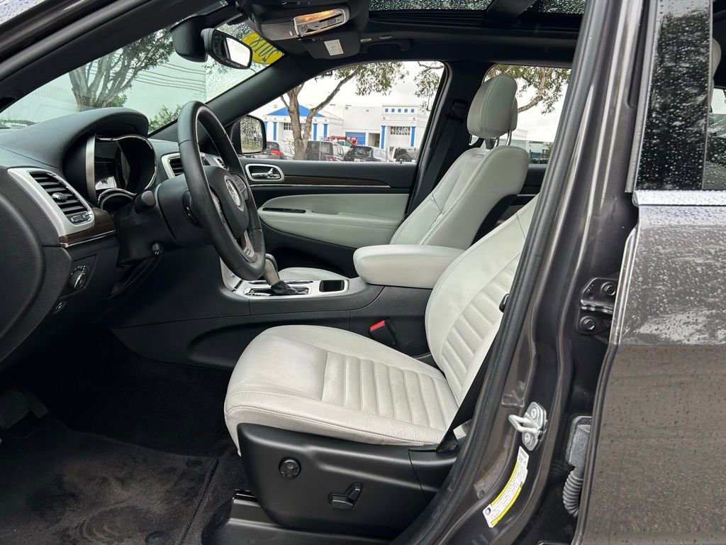 Certified 2018 Jeep Grand Cherokee Limited image 16