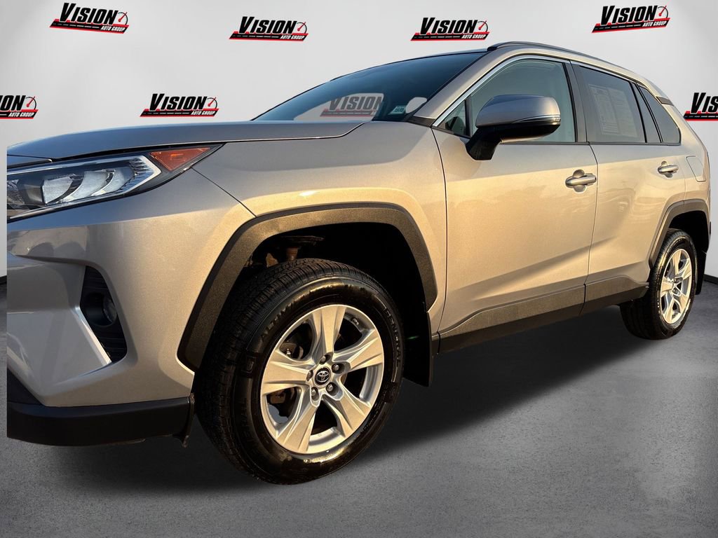 Used 2019 Toyota RAV4 XLE image 12