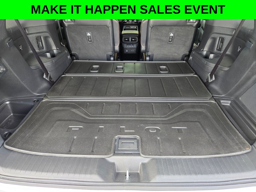 Used 2025 Honda Pilot TrailSport image 30