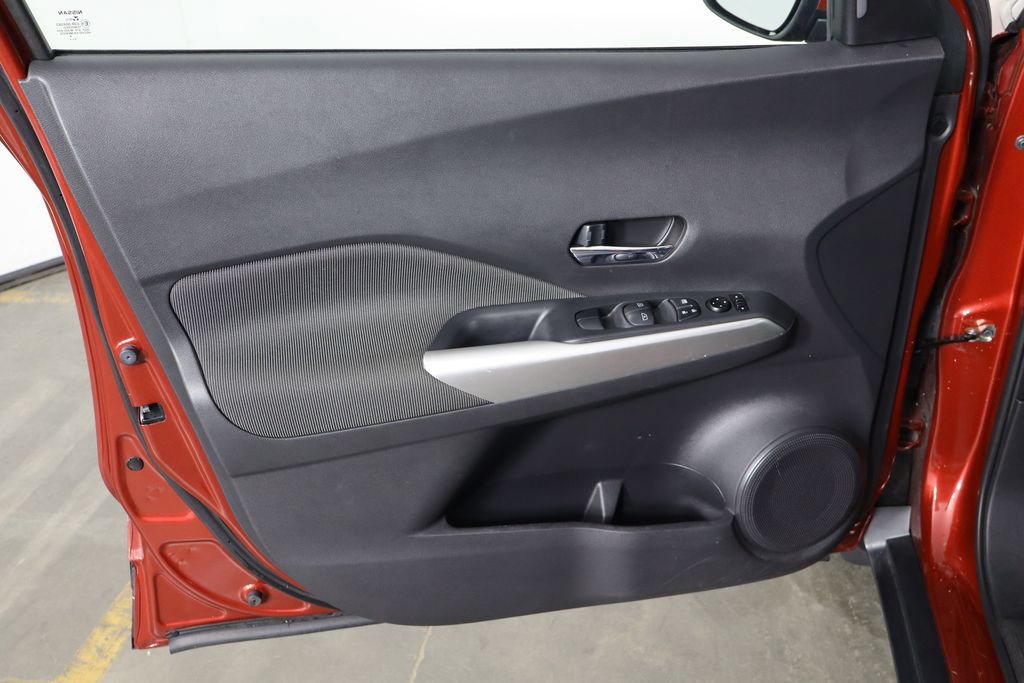 Used 2020 Nissan Kicks SV FWD image 19