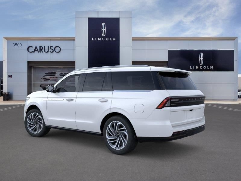 New 2026 Lincoln Navigator Reserve AWD/4WD image 4