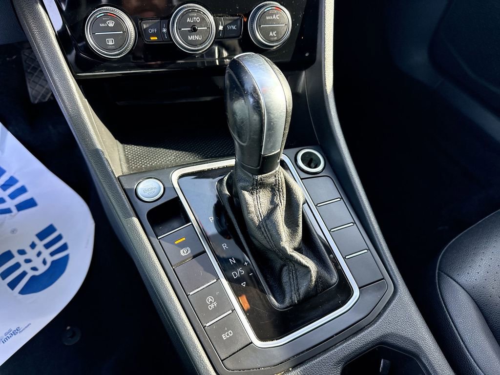 Used 2020 Volkswagen Jetta image 17