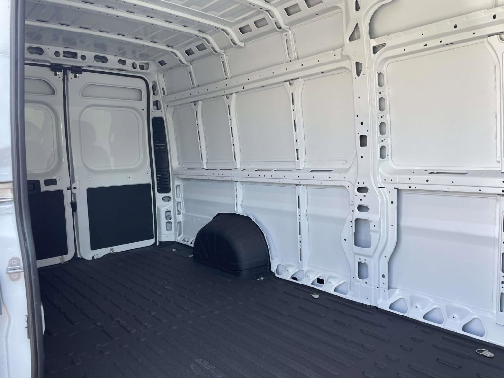 New 2026 RAM ProMaster 3500 w/ Convenience Group FWD image 19
