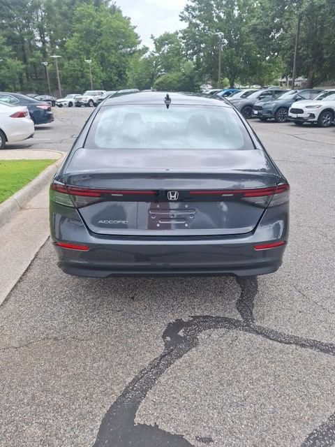 Used 2023 Honda Accord EX image 5