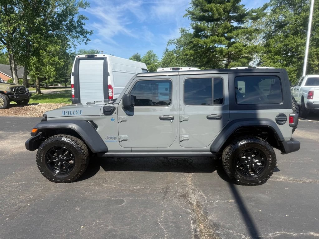 Used 2023 Jeep Wrangler Unlimited w/ Cold Weather Group AWD/4WD image 6
