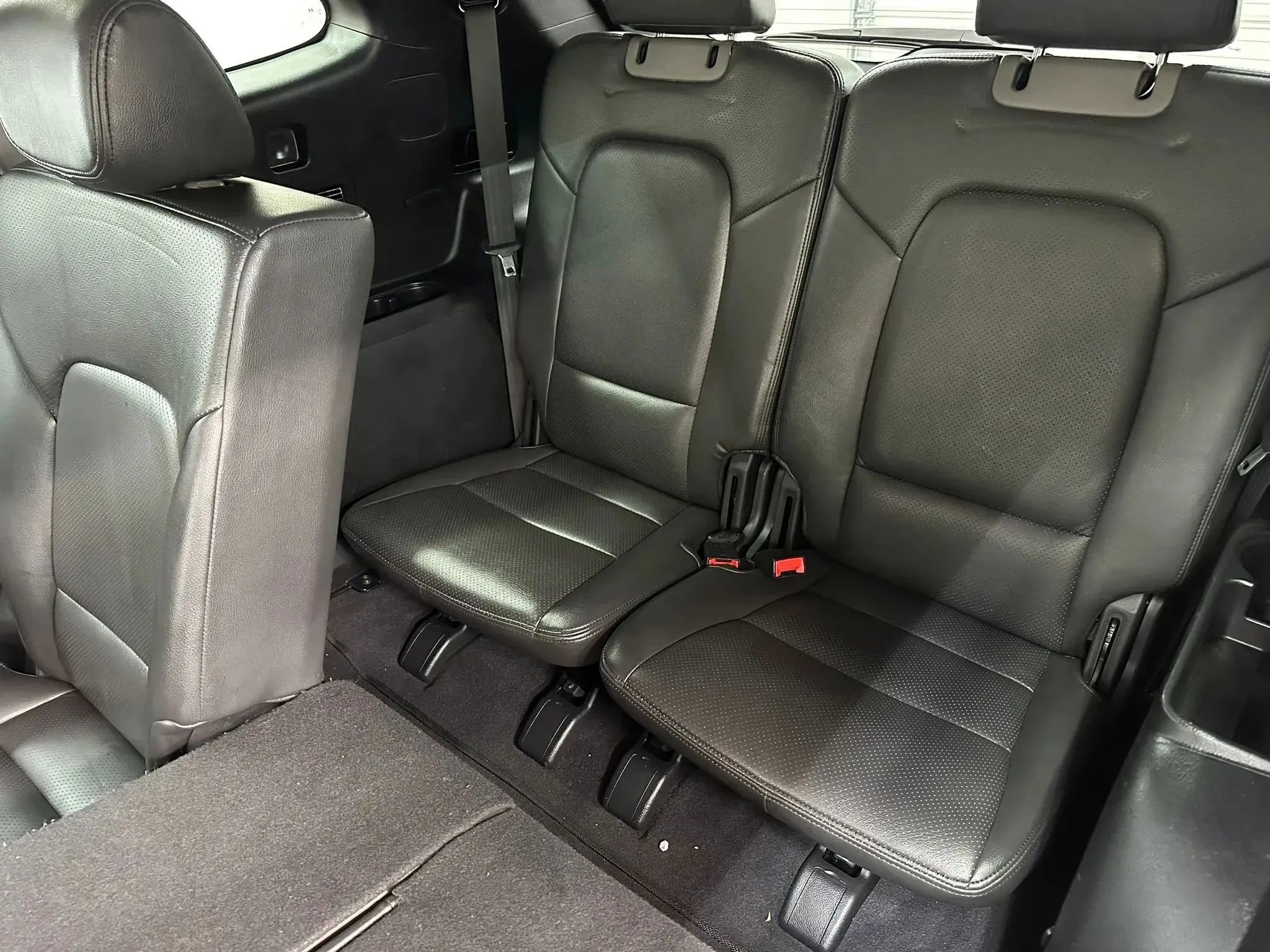 Used 2017 Hyundai Santa Fe SE AWD/4WD image 13